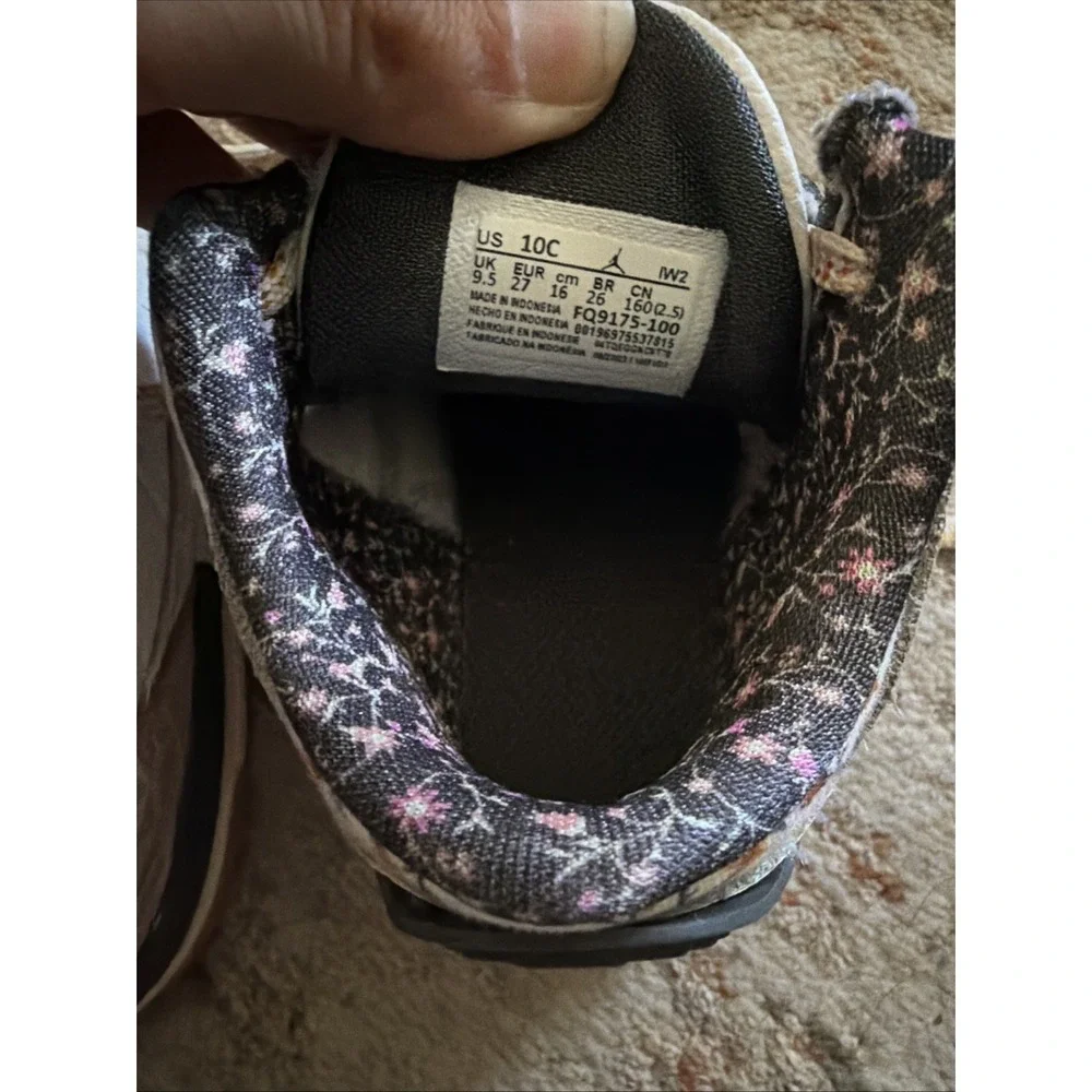 Nike Air Jordan 3 Retro Vintage Floral FQ9175-100 Toddler Baby Size 10C